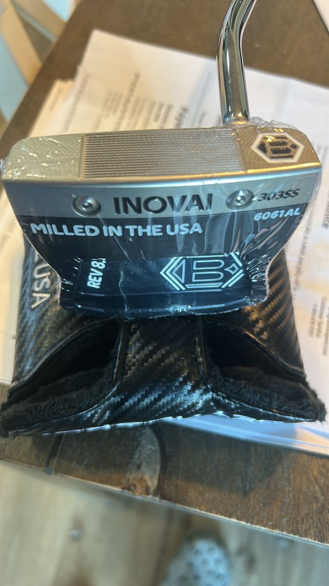 Brand New Bettinardi INOVAI Rev 8.0 Putter 34” w/ Original Headcover & Grip