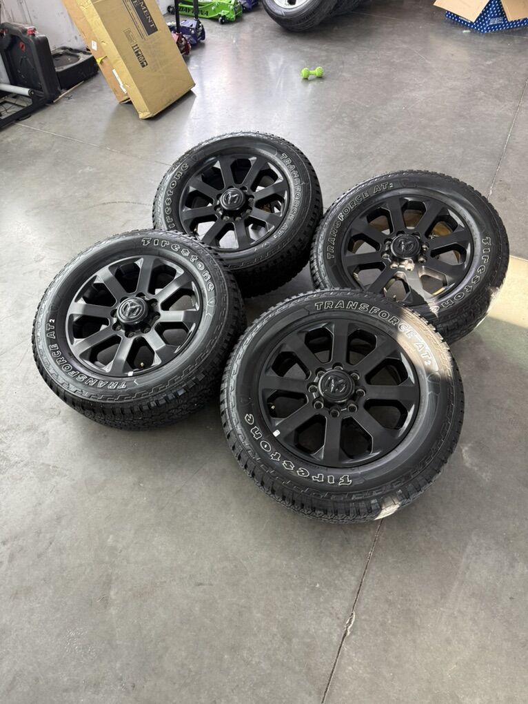 NEW 2026 Ram 3500 Midnight OEM 20in Rims/285/60/20