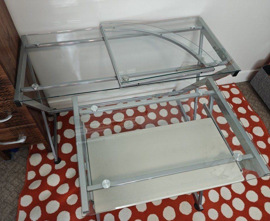 Main image 4