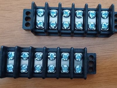 2 pack of Terminal Blocks