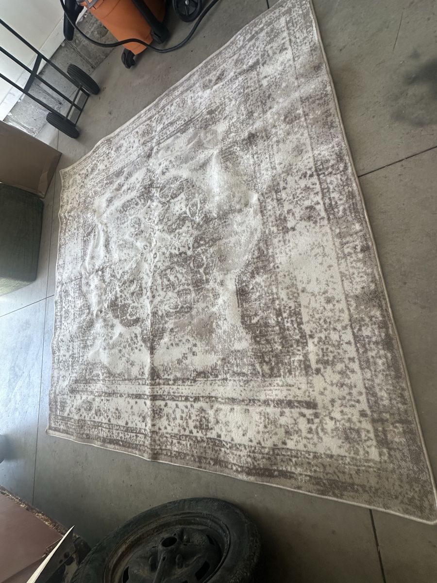 Unique Loom Monaco Collection Vintage Beige Area Rug (7x10)