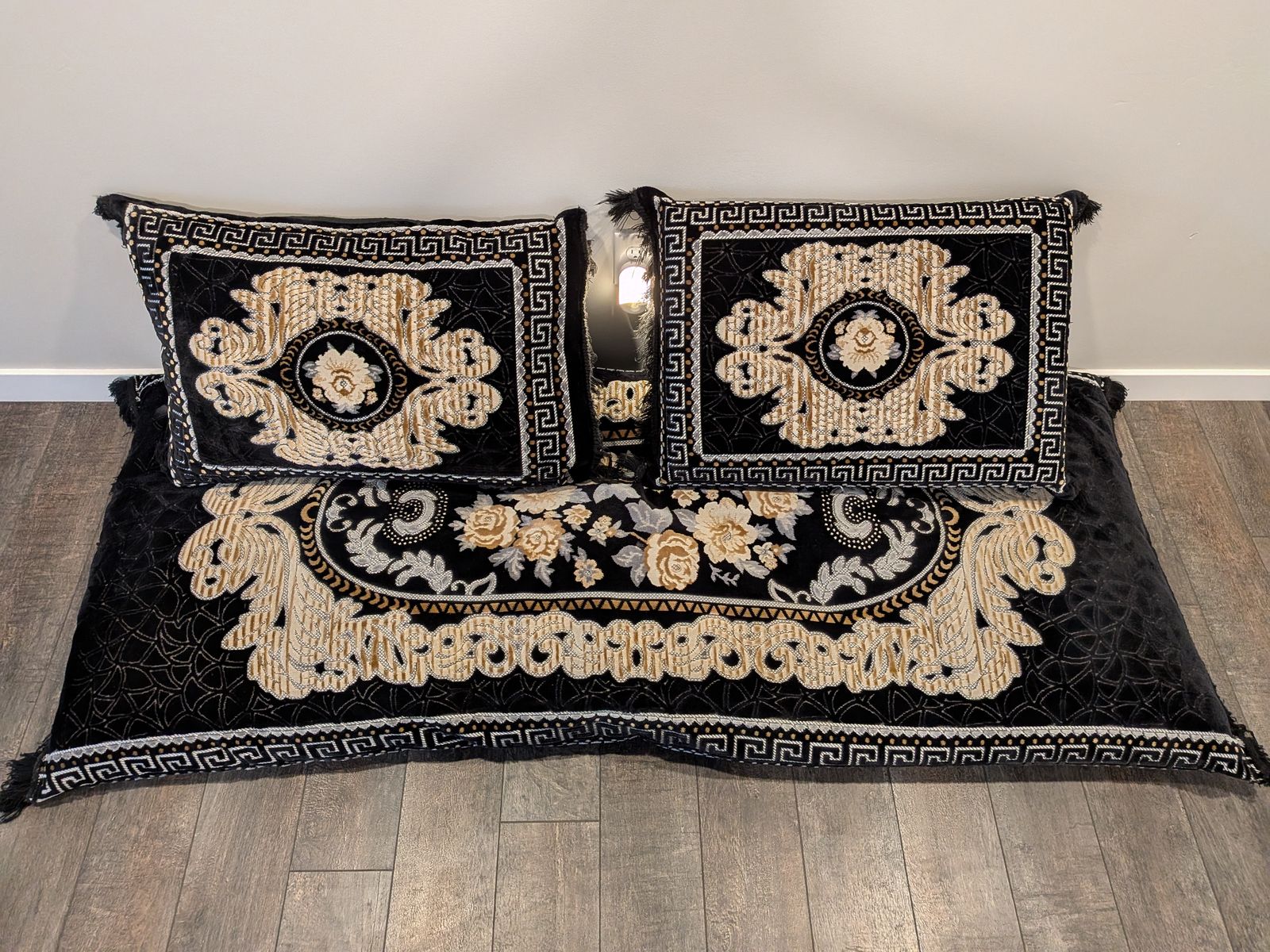 Afghanistan Pillow Set