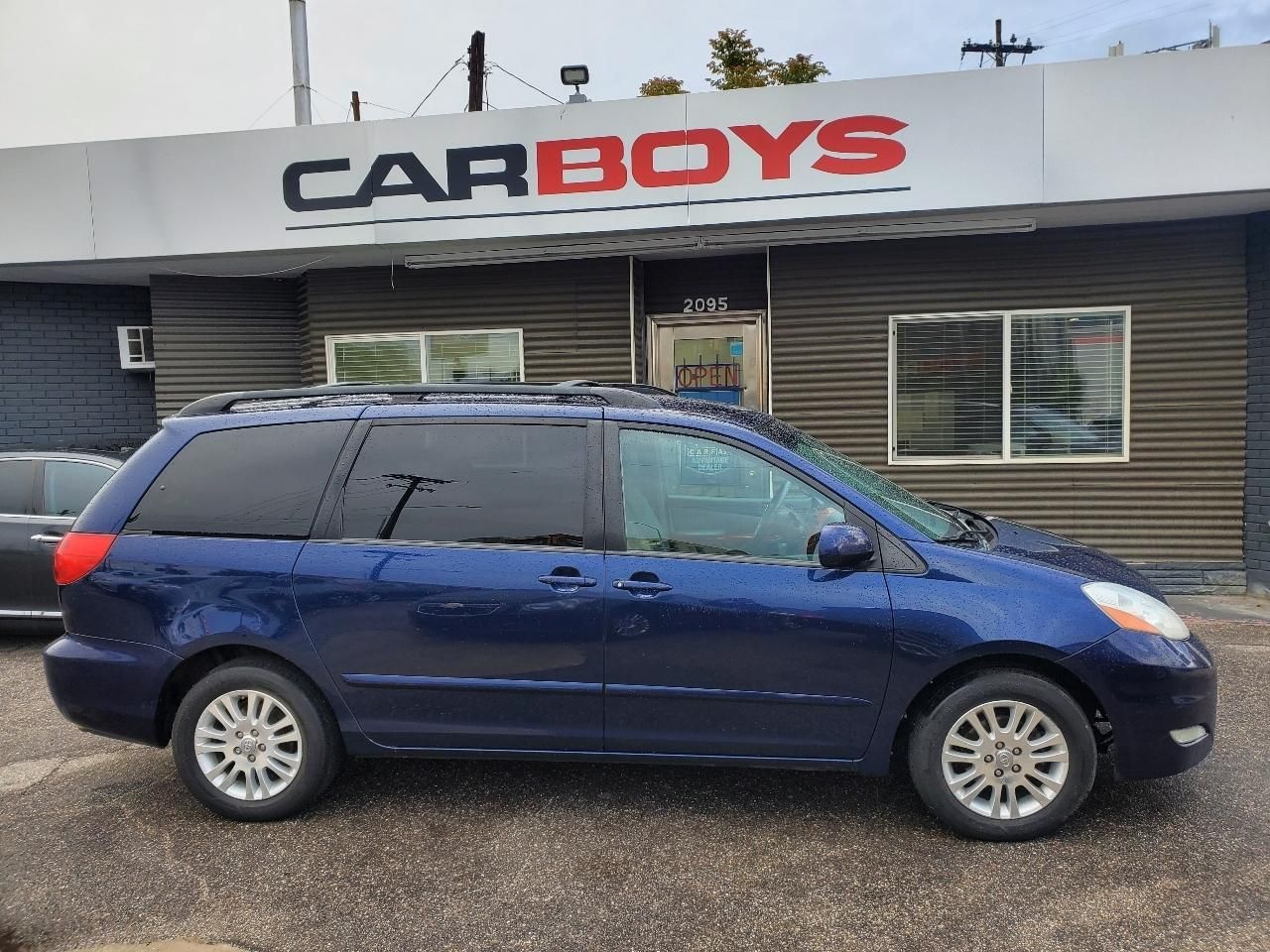 2007 TOYOTA SIENNA XLE 7-Passenger