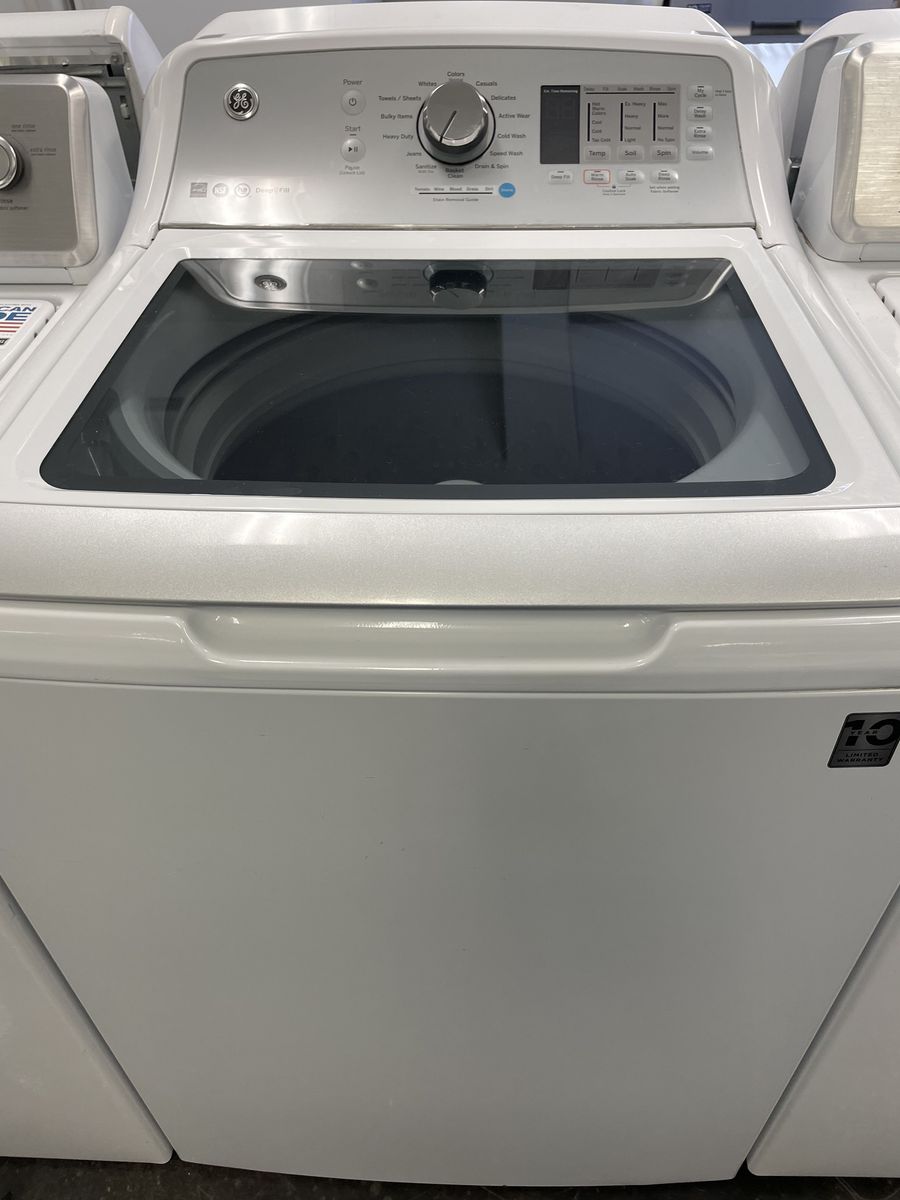 GE Large Super Capacity Washer , Clean Working Great, With 30 Day Warranty!
