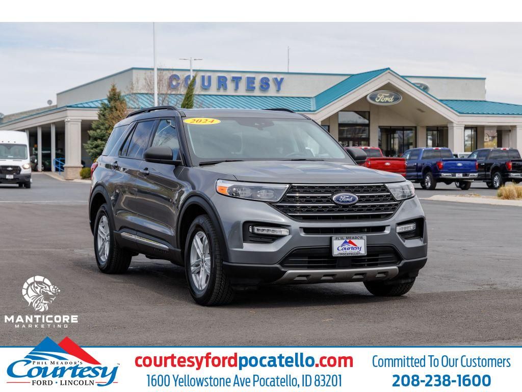 2024 Ford Explorer XLT