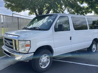 2011 Ford E-350 and Econoline 350 XLT