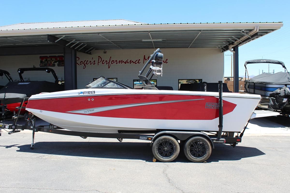 2020 Heyday Wake Boats WTSURF