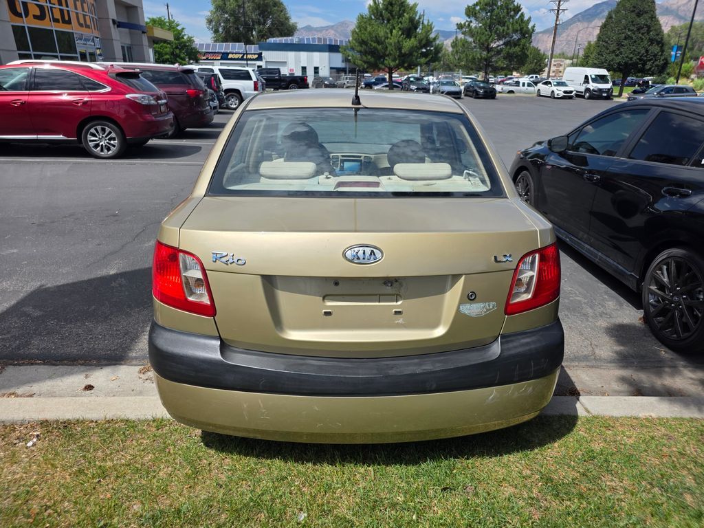 Main image 3