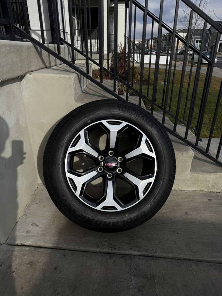 GMC Yukon AT4 Sierra Rims and Tires 265/60R20