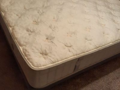 'KING SIZE BED AND HEADBROAD'