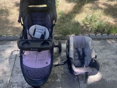 Stroller/baby carseat combo