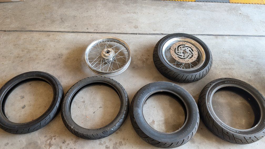 Harley-Davidson Dyna Chrome Profile Laced Wheels & 5 Tires
