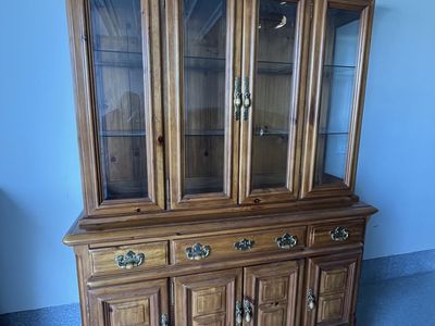 Wood Hutch