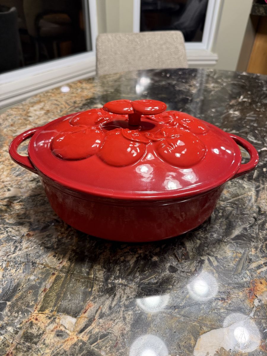 Red Enameled Cast Iron Dutch Oven with Tomato Lid - Good Condition, 5-Quart Capacity