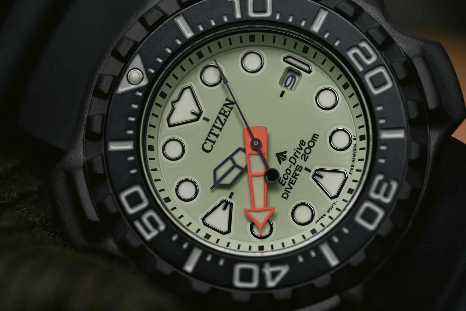 Citizen Eco-Drive Promaster Dive BN0227-25X Black/Green Watch - Diver's 200M, Luminous Dial