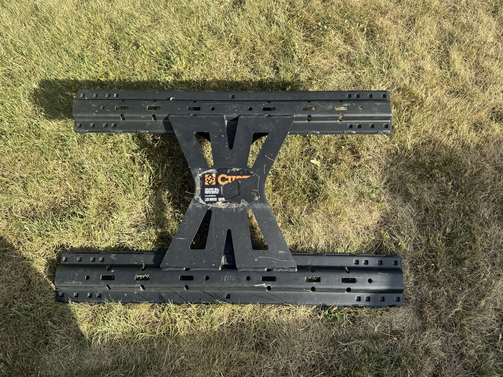CURT 16210 X5 Gooseneck to 5th Wheel Adapter for Double Lock Hitches 20,000 lbs Capacity
