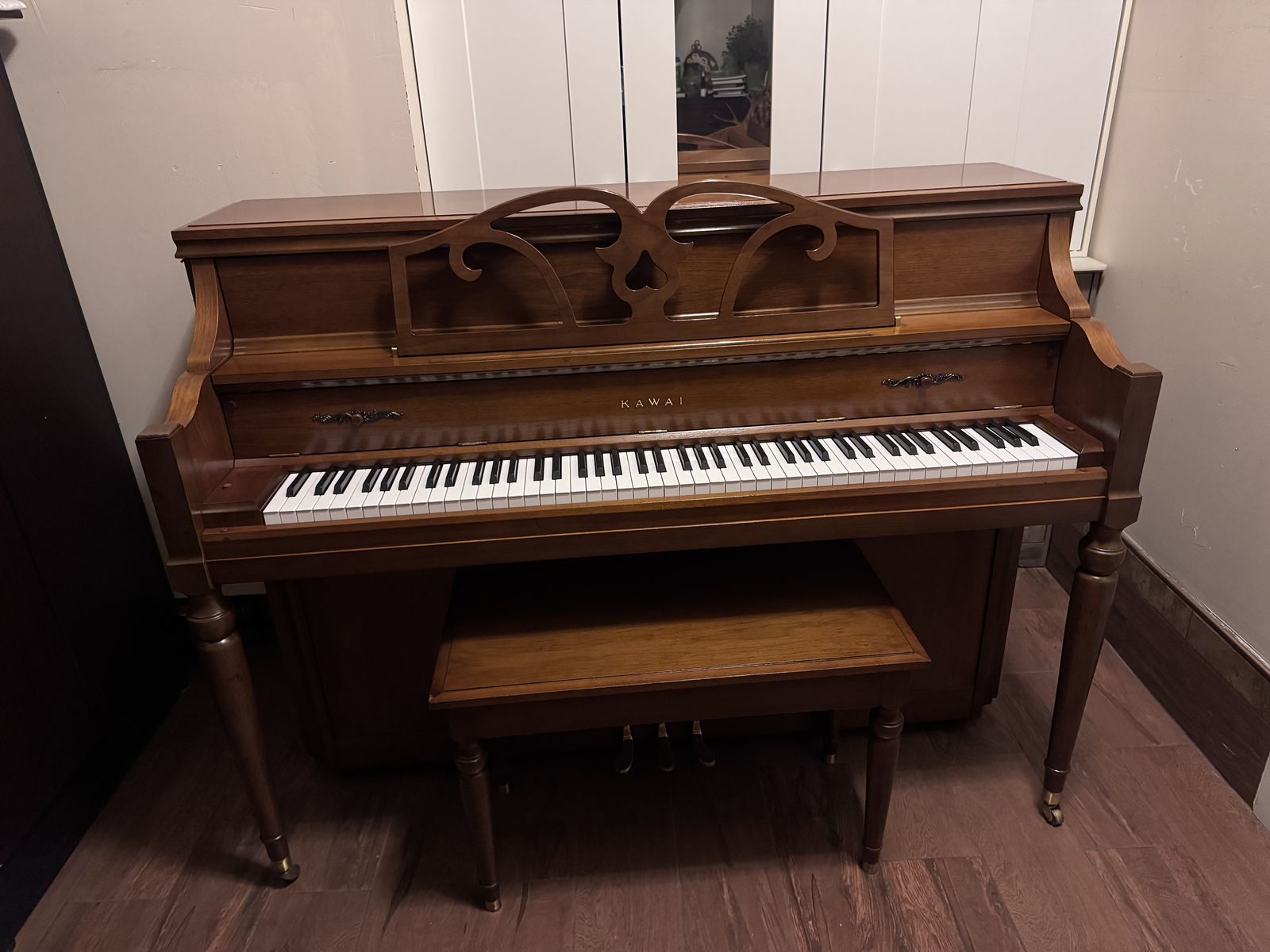 Kawai Piano with free delivery and free home tuning