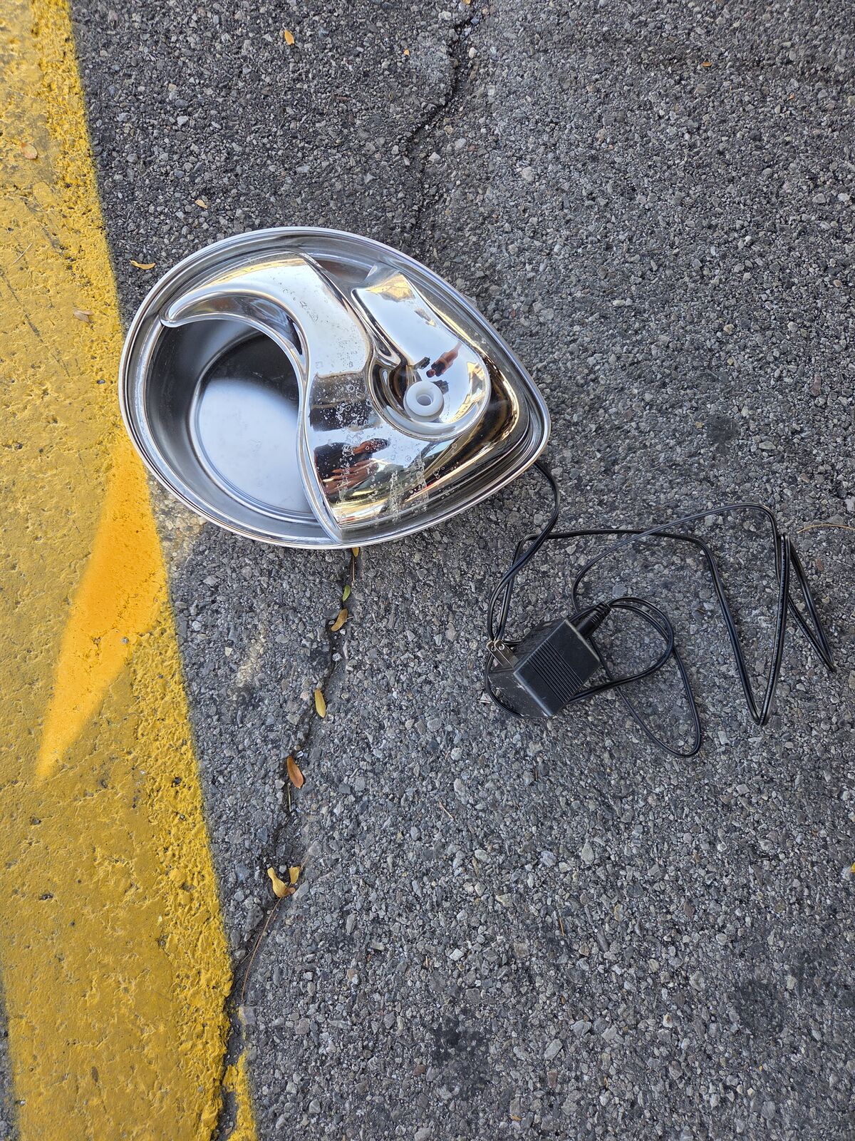 Animal water fountain dishes i have alot to choose from, 15 each