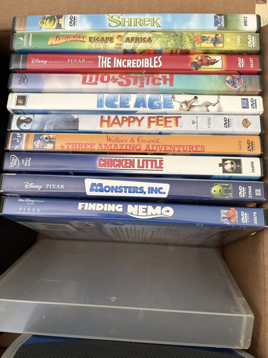 10 kids videos dvds set