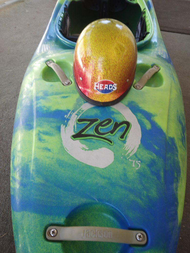 Grateful Heads Scooby Helmet & Jackson Zen 75 Kayak