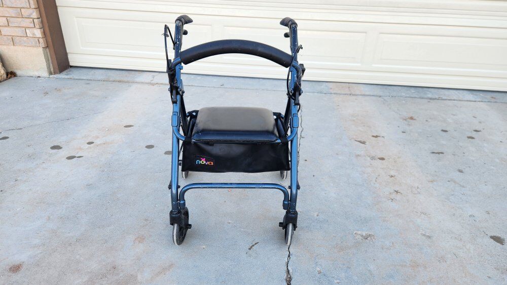 NOVA Rollator Walker with Sea