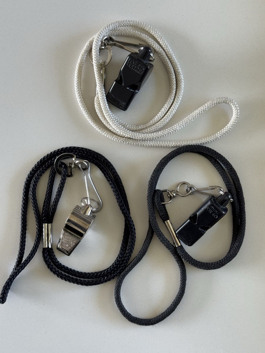 FOX 40® CLASSIC OFFICIAL Safety Whistle(s) Lightweight (pre-owned) 2 Black, 1 White Plastic w/ Key Ring 1 for $8 & for all 3 $20
