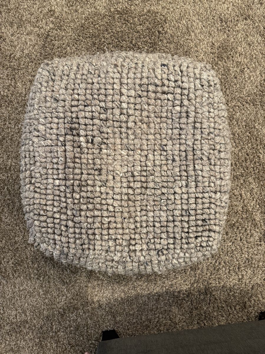 Oversized Pouf