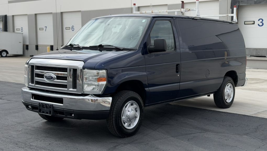 2013 FORD E E-150 XLT
