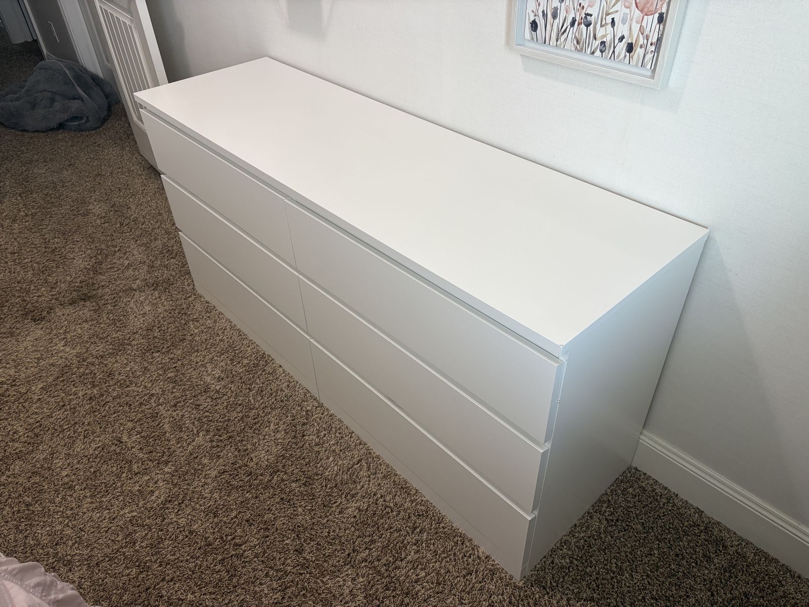 Modern White 6-Drawer Dresser – Excellent Condition – 63” Wide
