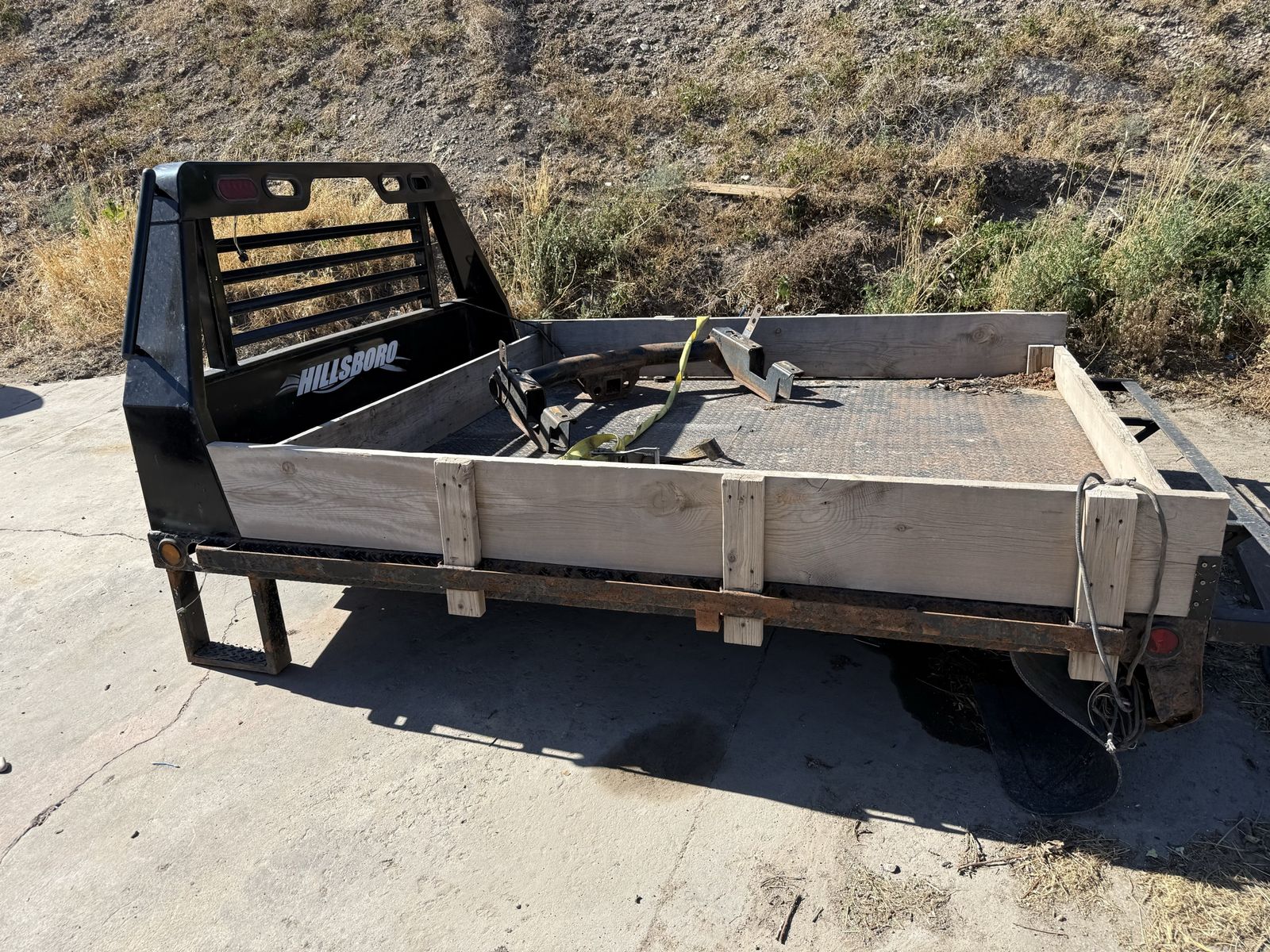 Hillsboro single wheel 8ft bed