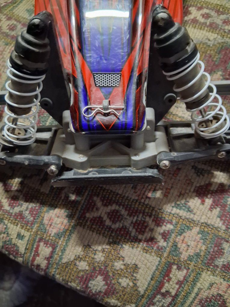 Main image 3