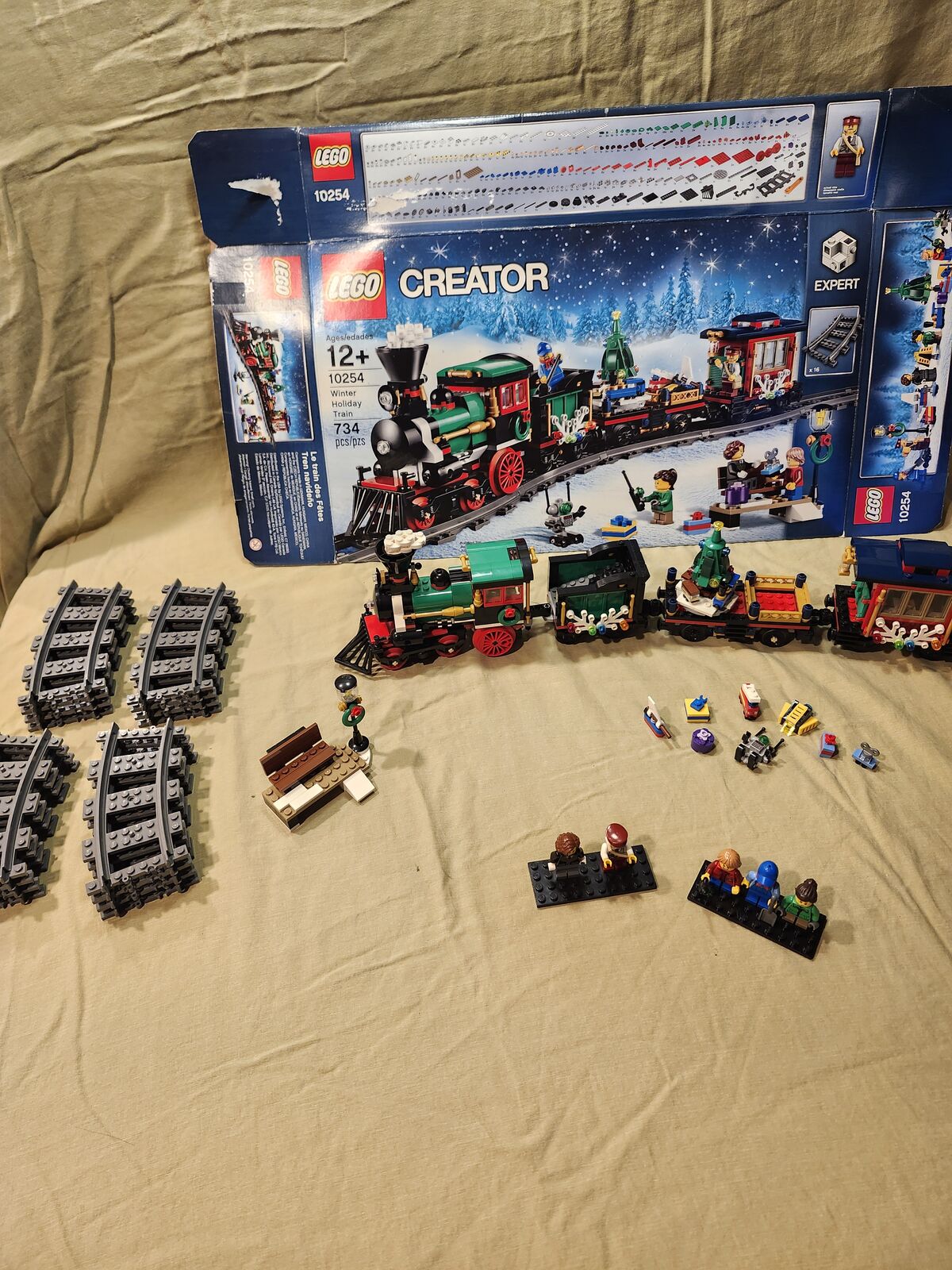 LEGO Winter Holiday Train 10254