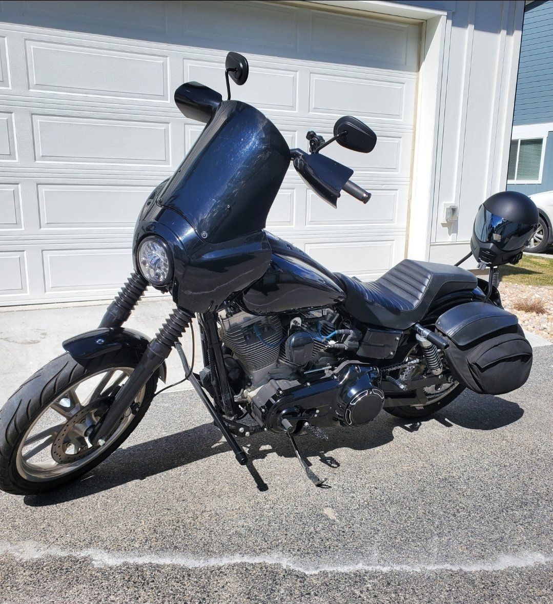2006 Harley FXDI Black - For sale