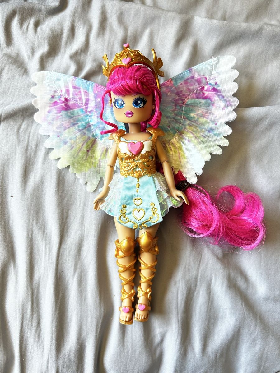 Royale high valk doll