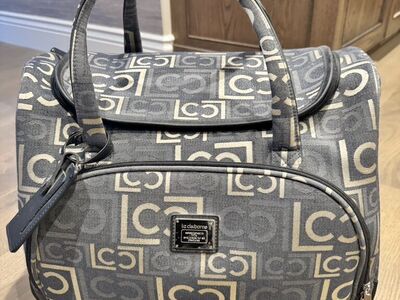LIZ CLAIBORN LAPTOP/ELECTRONICS BAG ON WHEELS