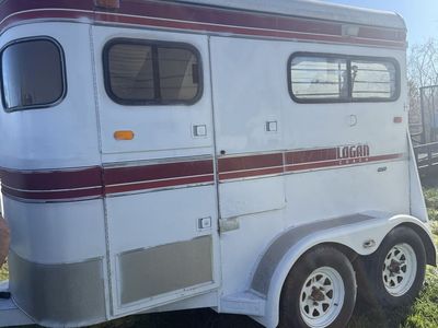 2-Horse Logan Coach Trailer