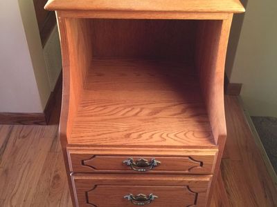 Solid Oak Wooden Nightstand Bedside Table with Open Shelf and Two Storage Drawers