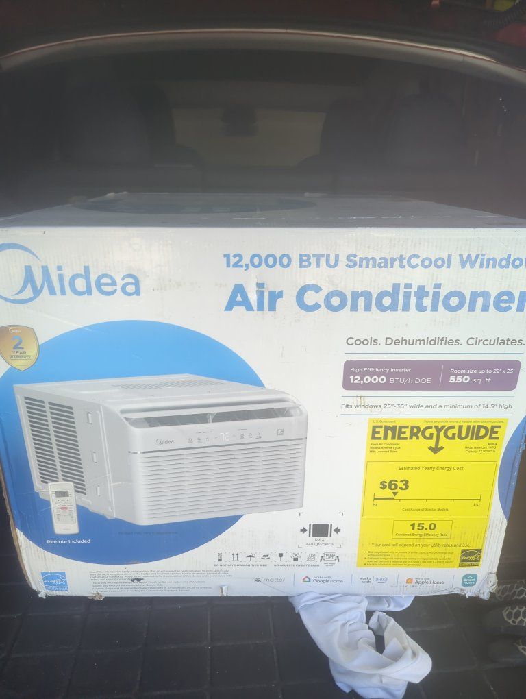 Midea 12000 AC UNIT
