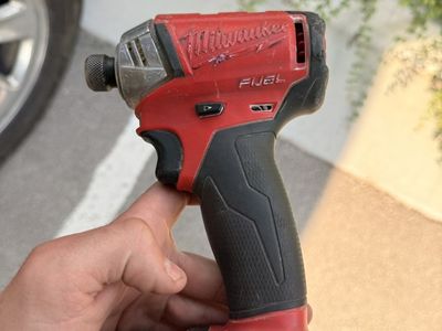 Milwaukee M18 Fuel surge Impact Driver