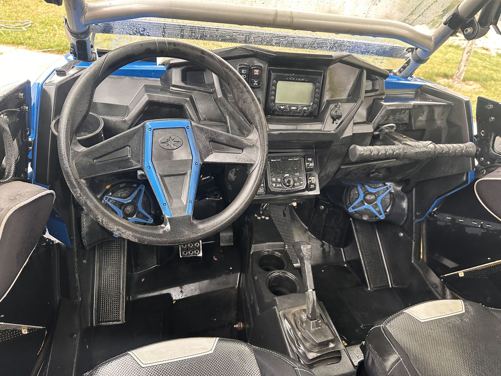 Main image 16