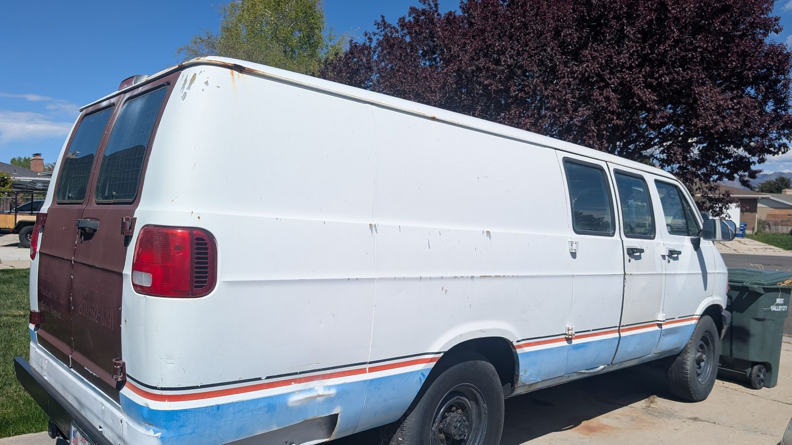 1996 Dodge Ram Van 3500 Maxi