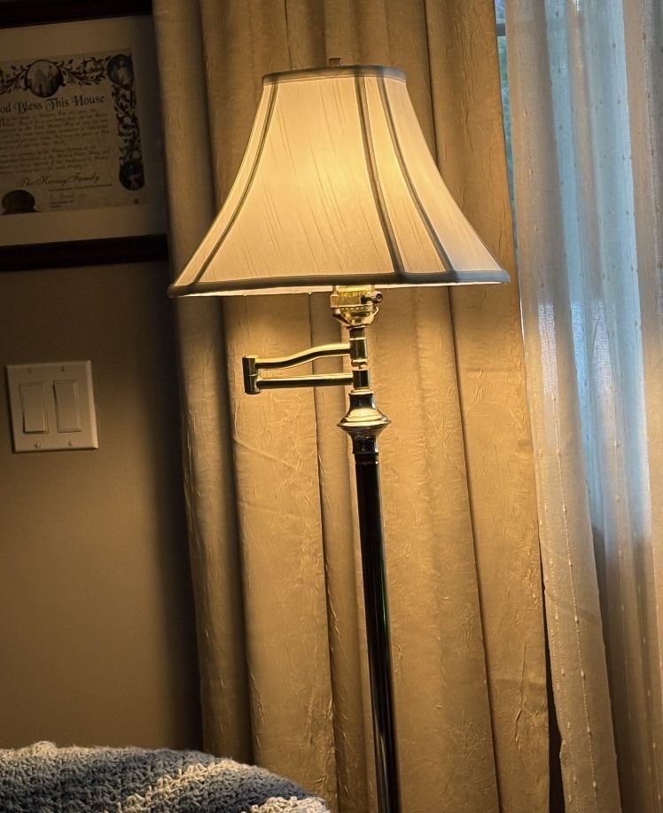 Vintage Floor Lamp/Shade
