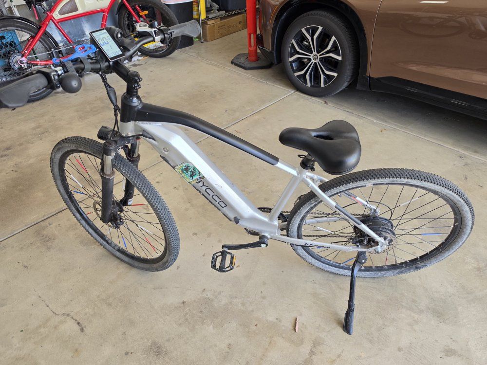Buy 2 bikes for less than 1.
Great couples starter ebikes
Aventon Level 2, Ebyco men's bike