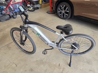Buy 2 bikes for less than 1.
Great couples starter ebikes
Aventon Level 2, Ebyco men's bike