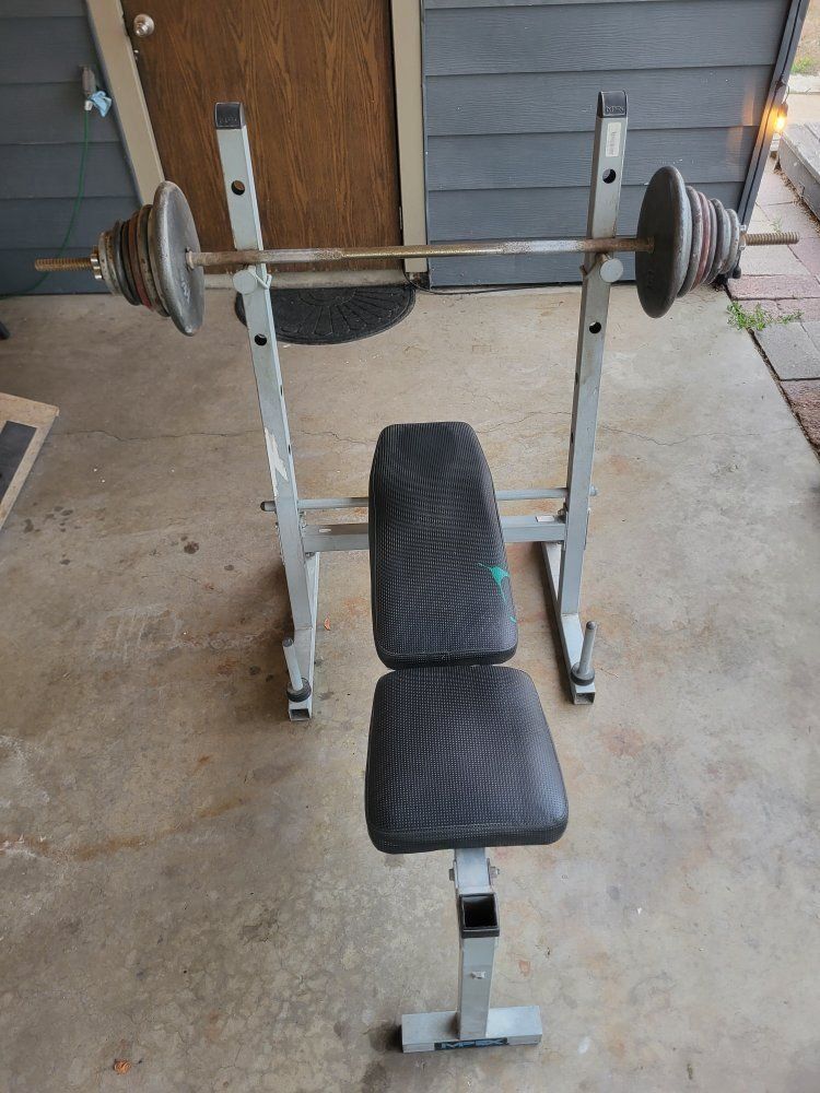 Bench Press w/ bar & 135lb in weights