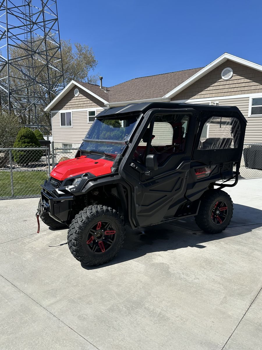 2018 Honda Pioneer $16,000.00 OBO