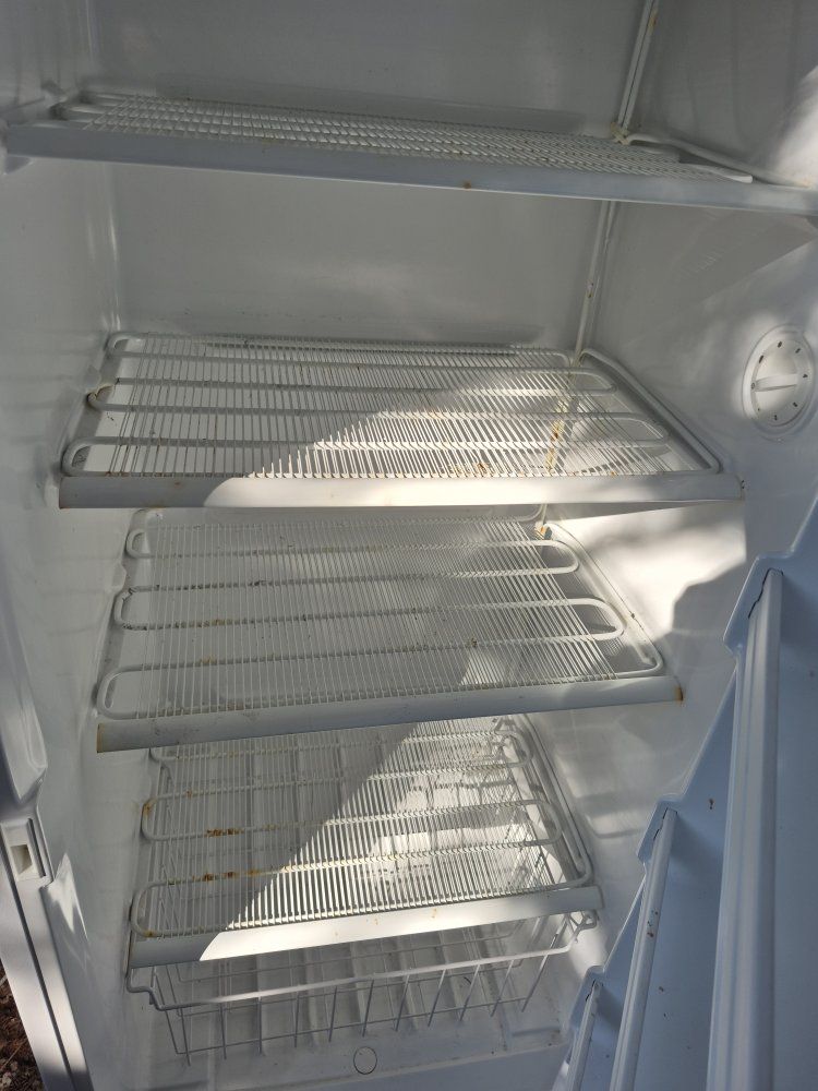 Main image 4