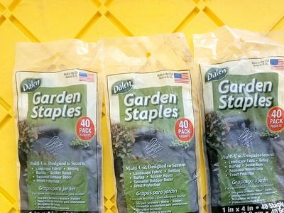 2 pack of Dalen Garden Staples 4 inch