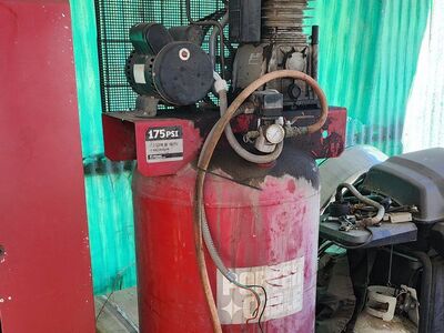 6hp 80 gallon upright air compressor