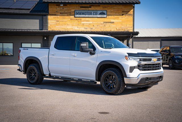 2022 CHEVROLET SILVERADO 1500 LT